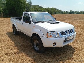 Nissan Navara 2,5 TDi 4x4 - 6