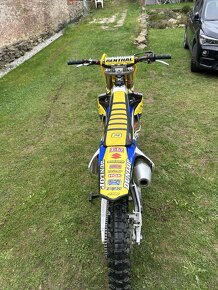 SUZUKI RMZ 250 - 6