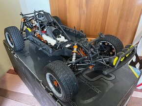 HPI Baja 5T 1:5 - RC model na benzín - 6