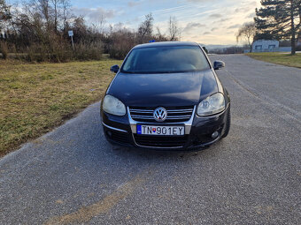 Volkswagen Jetta 2.0 TDi 103kW M6 - 6