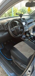 Predám Toyota RAV4 - 6