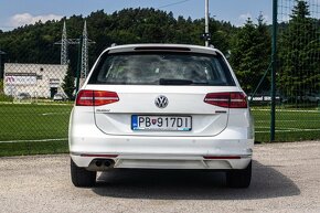Volkswagen Passat Variant 2.0 TDI Elegance DSG - 6