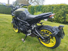 Yamaha MT09 - 6