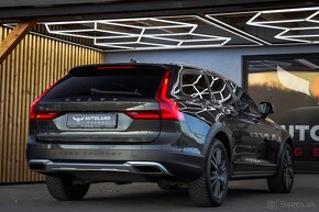 Volvo V90 CC T5 2.0L Cross Country Pro AWD Geartronic - 6