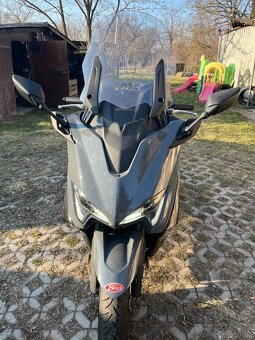 Yamaha T-max 560 Tech max - 6