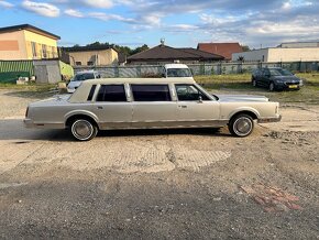 Lincoln Town Car 5,0 l - 6