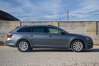 Škoda Superb Combi 2.0 TDI Style DSG 4x4 - 6