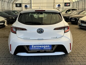 Toyota Corolla 1,8 hybrid 4950 km - 6