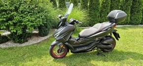 Honda Forza 125 special edition - 6