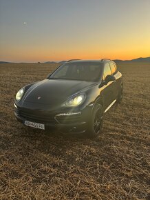 Porsche Cayenne - 6