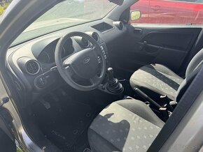 Ford Fiesta 1.3 - 6