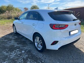 Kia Ceed 1.5 T-GDi 2021 118kw - 6