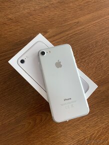 iPhone 7 silver 128 GB - 6