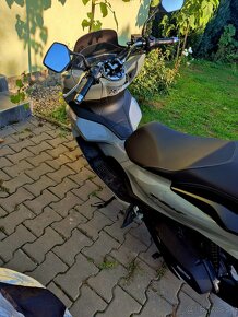 Honda pcx 125 2023 - 6