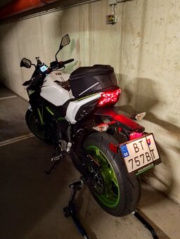 Kawasaki Z650 - 6