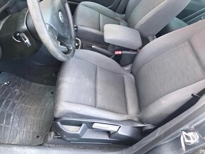 Volkswagen Golf 5 plus 1,4i 55KW - 6