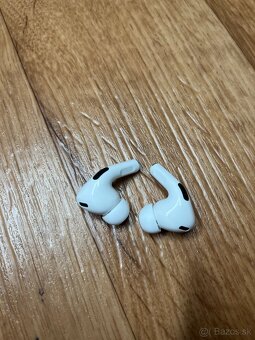 Apple AirPods Pro (2. generácie) s MagSafe puzdrom (USB-C) - 6