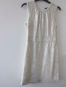 H&M nádherne čipkové krémovo- strieborné šaty, veľkosť 40 - 6