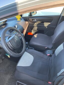 Citroen C4 1.6 - 6