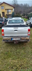 Predám toyota hilux  2.5tdi r2012 - 6