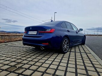 BMW 330d xDrive - 6