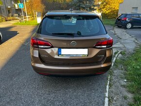 Opel Astra Sports Tourier1.4 Benzín - 6