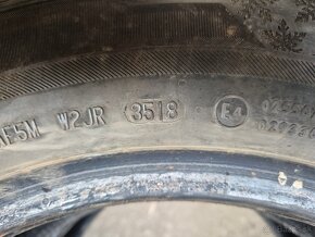 215/60 r16 zimné 4 ks BARUM dezén 6,4 mm DOT2018 - 6