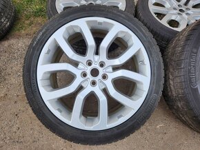 R22" zimní 5x120 9,5jx22 et49 pneu 275/40 r22 98% - 6