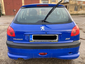 Predám Peugeot 206 3dv. havarovaný - 6