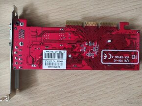 Predam starsie graficke AGP/PCIe karty - 6