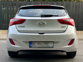 Hyundai i30 1.6 CRDI 81 kW - 6