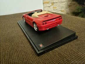 Ferrari F355 Spider - 6