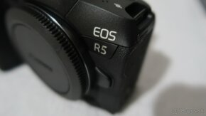 Canon EOS R 5 - 6