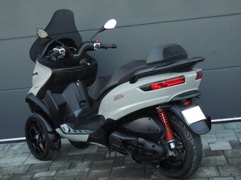 PIAGGIO MP3 500 HPE 2019 ABS ASR ,,B" vodičák - 6