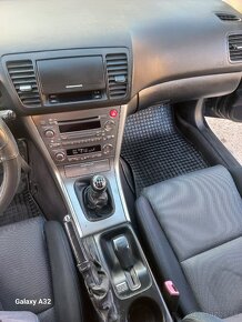 Subaru legacy 2004 2.5  4×4 - 6