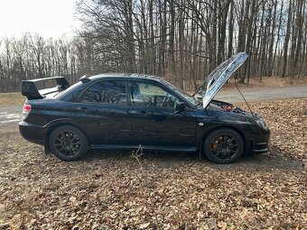 Subaru Impreza wrx sti - 6