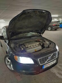 Volvo S80 V8 4.4i - 6