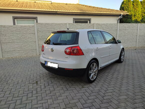 Volkswagen golf 5 1,9 TDI 77 kw Šport line - 6