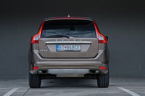 Volvo XC60 T5 Drive-E Momentum Geartronic AWD - 6