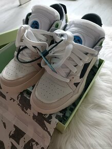 OFF-WHITE white/black sponge sneakers - 6