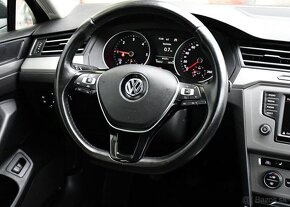 Volkswagen Passat 2.0TDi SERV.KNÍŽKA NAVI ACC 110 kw - 6