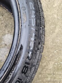 Zimné pneu NOKIAN 245/45  R18 - 6