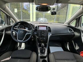 Opel Astra Sports Tourer - 6