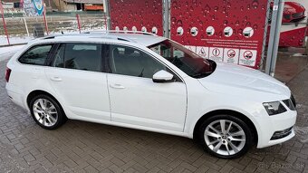 Škoda Octavia Combi 2.0 TDI STYLE - 6