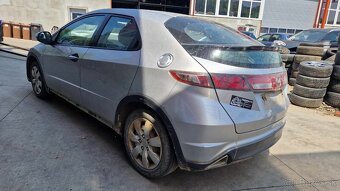 Honda Civic 1,3i 73kw kód motora: L13Z1 - 6