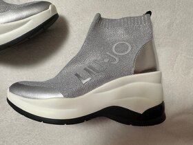 Strieborné sneakersy na platforme elastické LIU JO originál - 6