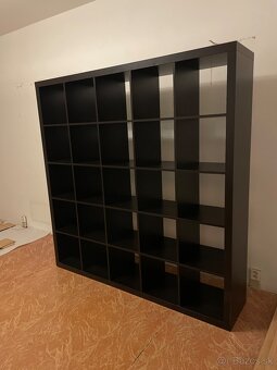 Kallax kniznica z Ikea - 6