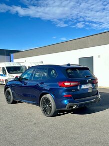 BMW X5 M50i - 6