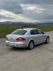 Škoda Superb 2.0 TDi 125 Kw - 6