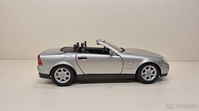 1:18 MERCEDES-BENZ SLK 230 - 6